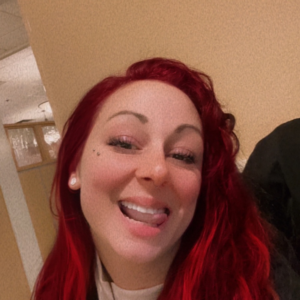 Meet your Posher, Alycia